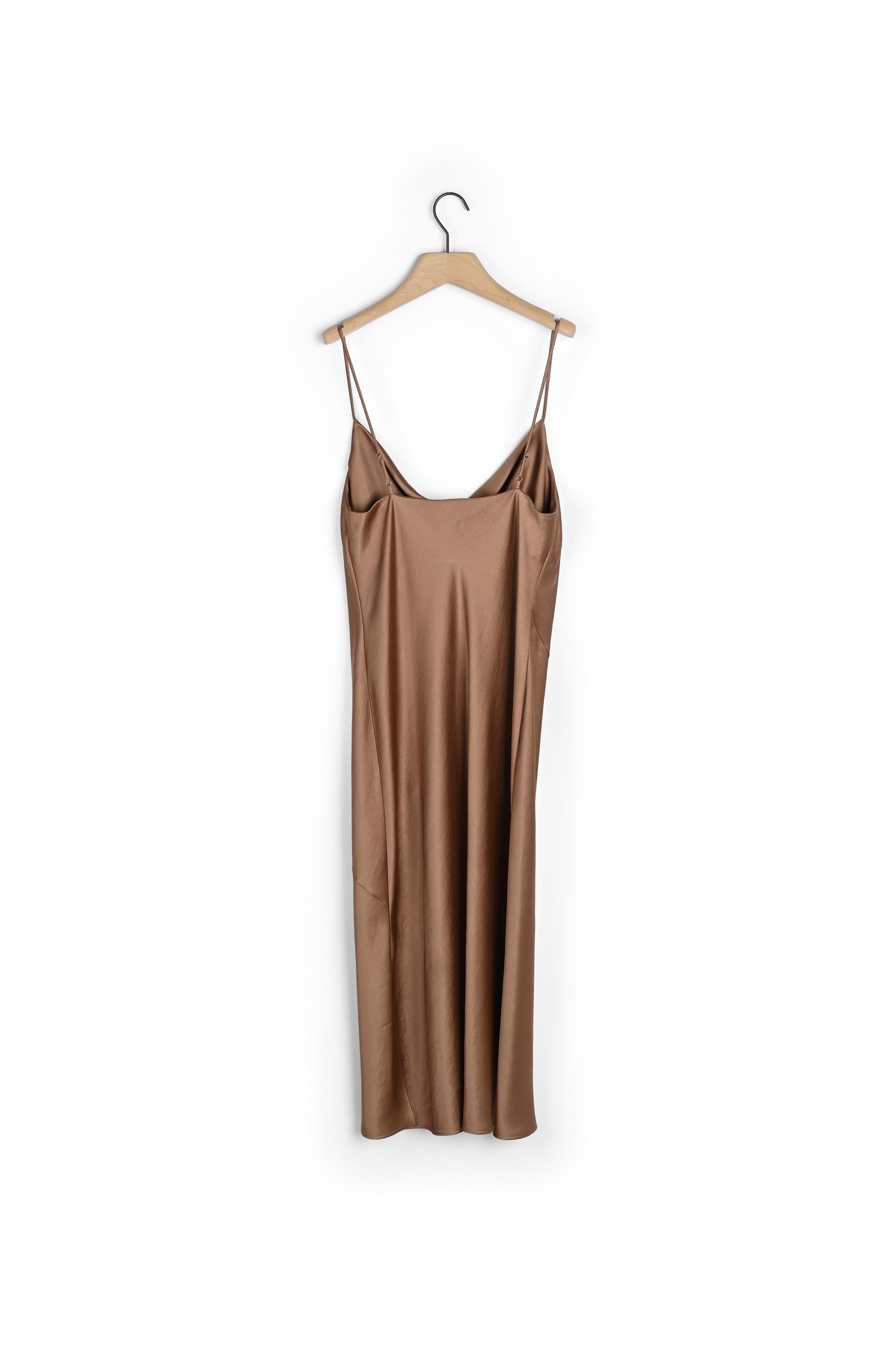 Robe Ropa Faume - seconde main