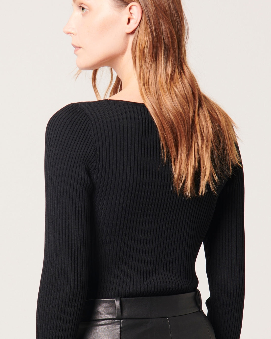 Pull Nilma Faume - seconde main